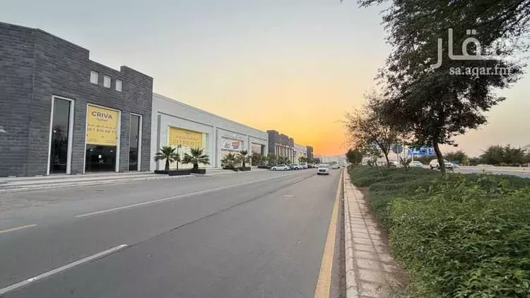 Shop for Rent in Medina Al Hadiqah صورة 3