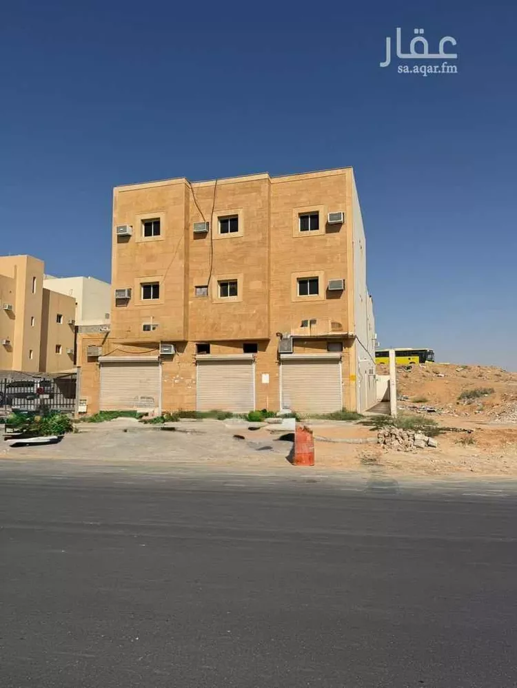 عمارة للبيع في شارع 8162714, حي الضاحي الشرقي, مدينة بريدة, منطقة القصيم