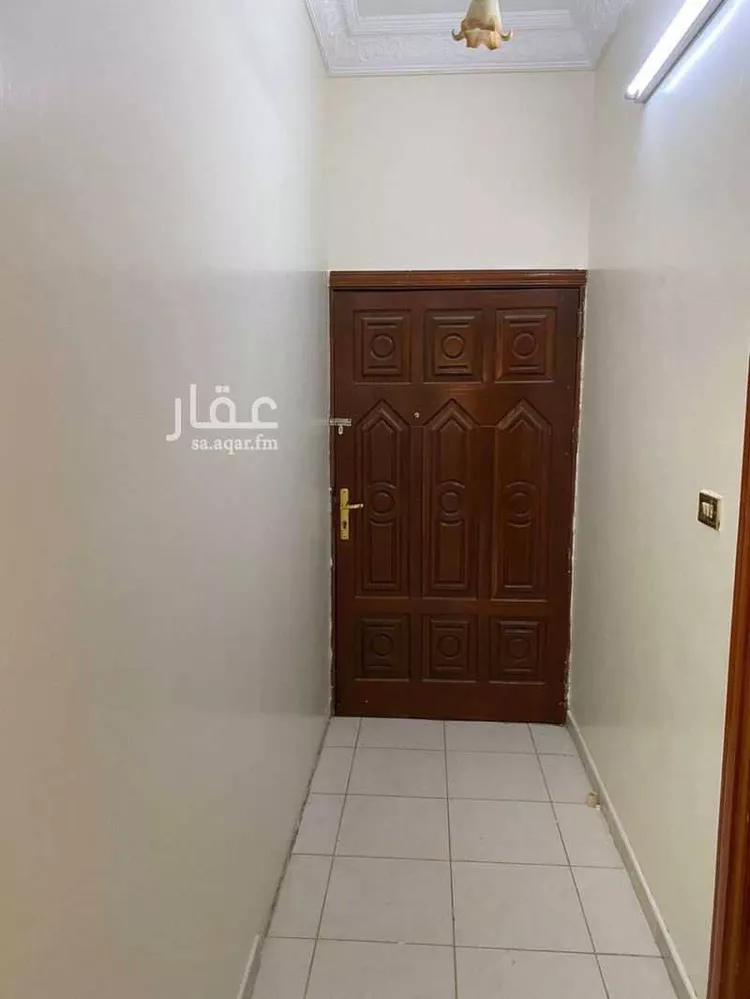 شقة للإيجار في شارع محمد بن مخلد الانصاري ، حي الربيع ، الطائف ، الطائف صورة 2