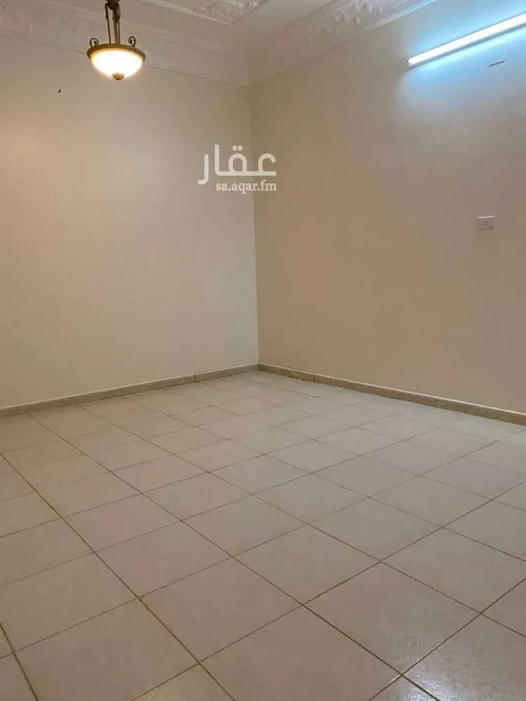 شقة للإيجار في شارع محمد بن مخلد الانصاري ، حي الربيع ، الطائف ، الطائف صورة 5