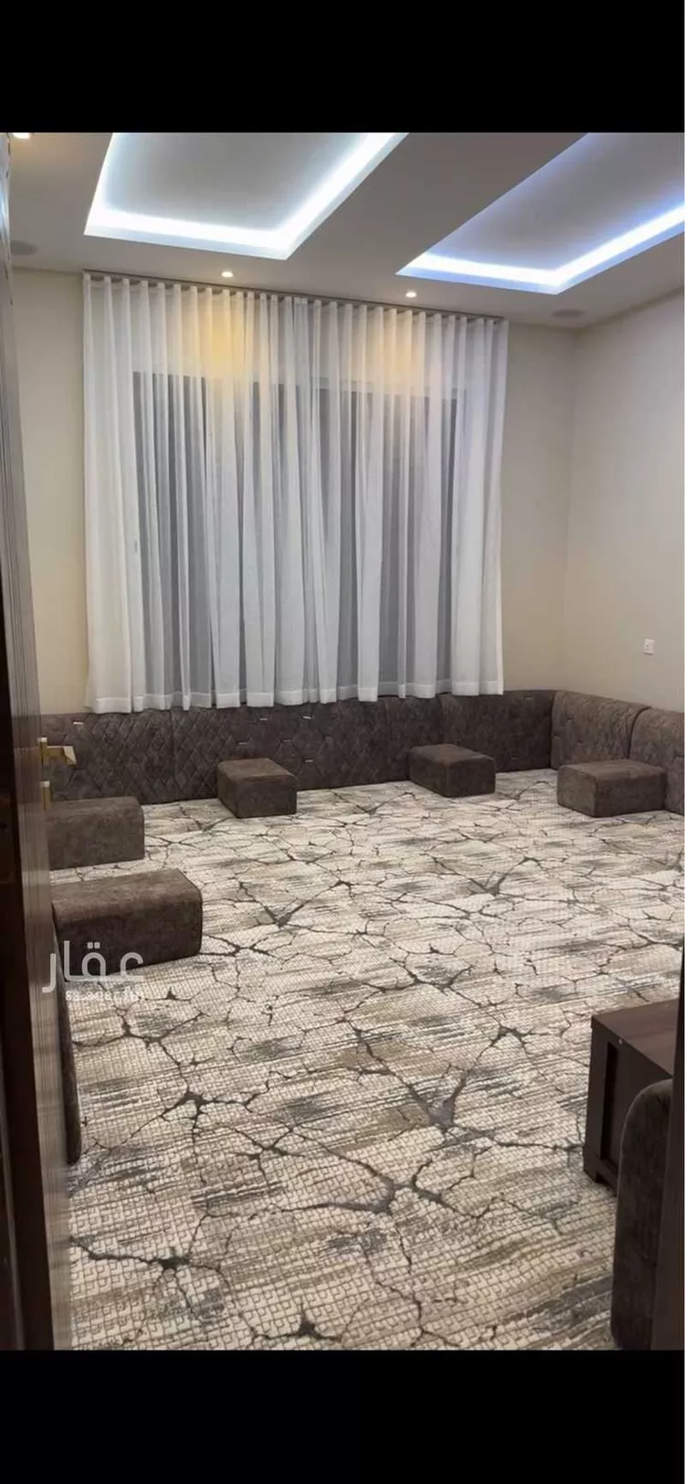 فيلا للبيع في شارع تمام بنت الحسين ، حي عكاظ ، الرياض ، منطقة الرياض صورة 2