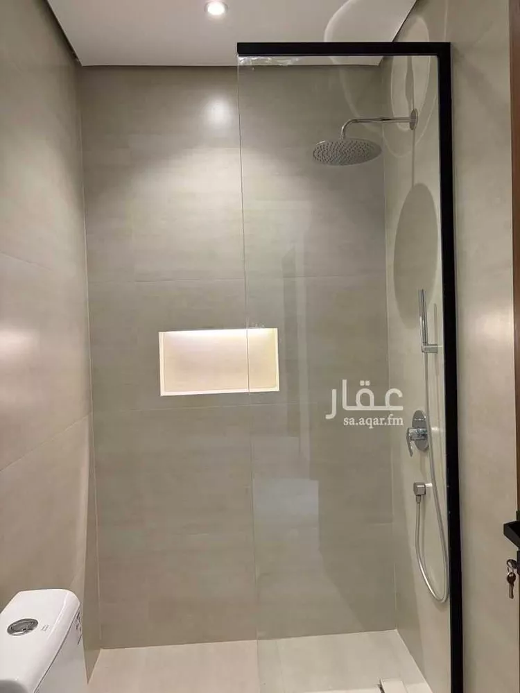 فيلا للبيع في شارع بلال الأشعري, حي ظهرة البديعة, مدينة الرياض, منطقة الرياض 8