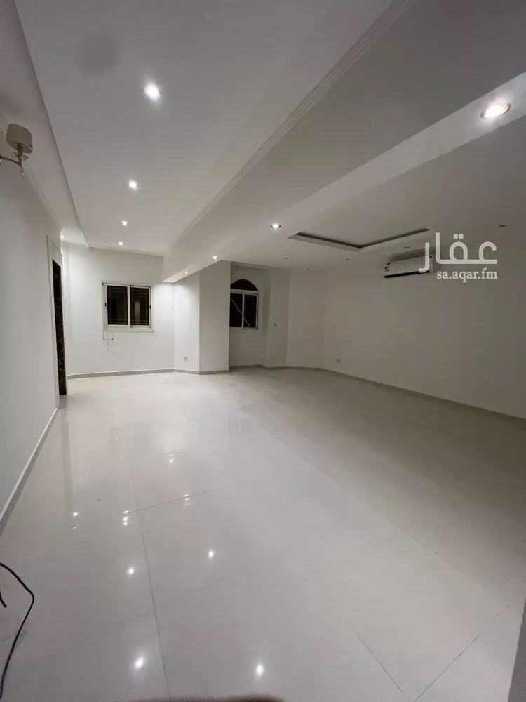 فيلا للإيجار في شارع اليعقوبي, حي المصيف, مدينة الرياض, منطقة الرياض صورة 5