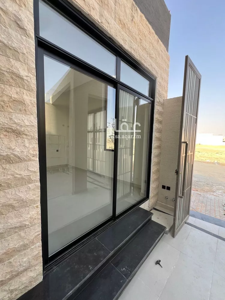 فيلا للبيع في شارع علي بن نصر الحلي, حي المهدية, مدينة الرياض, منطقة الرياض صورة 4