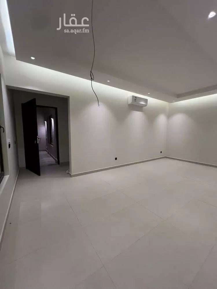 فيلا للبيع في شارع فروة بن عمرو, حي المنار, مدينة الرياض, منطقة الرياض صورة 2