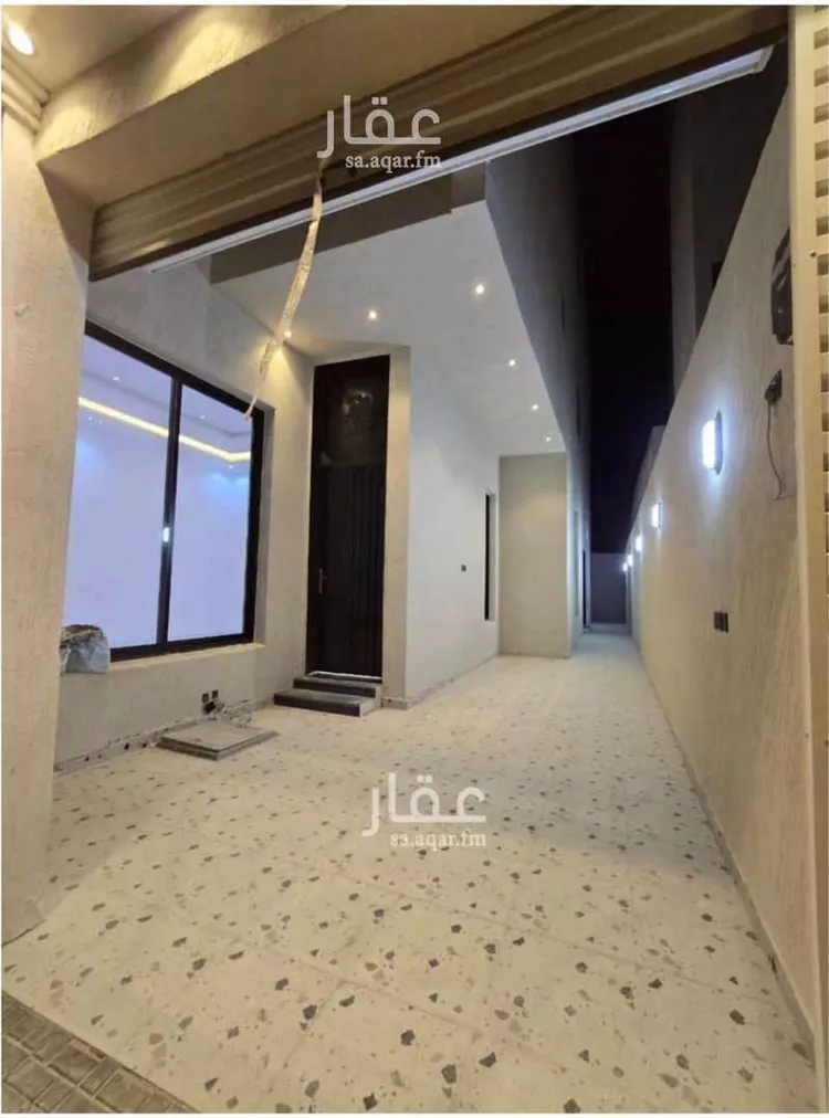 فيلا للإيجار في شارع الربع الخالي, حي الجنادرية, مدينة الرياض, منطقة الرياض صورة 2
