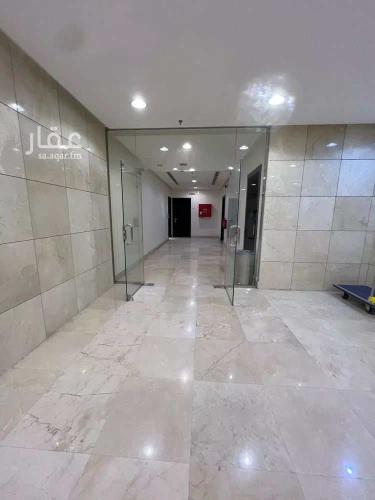 مكتب تجاري للإيجار في شارع العليا, حي الياسمين, مدينة الرياض, منطقة الرياض صورة 2