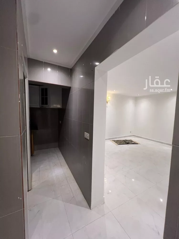 فيلا للإيجار في شارع اليعقوبي, حي المصيف, مدينة الرياض, منطقة الرياض صورة 2