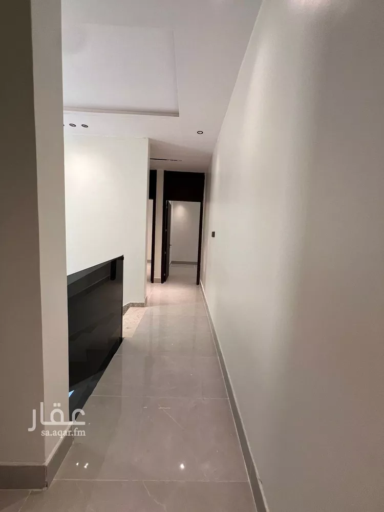 فيلا للإيجار في شارع سعيد بن محمد المكناسي, حي الرمال, مدينة الرياض, منطقة الرياض صورة 2