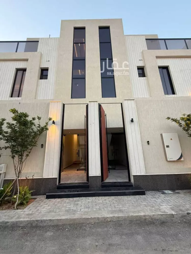 Floor for Sale in Riyadh Al Arid 6