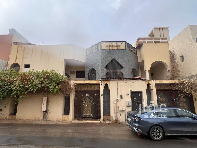 فيلا للبيع في شارع جبل أشاقر, حي العريجاء الغربي, مدينة الرياض, منطقة الرياض صورة 5