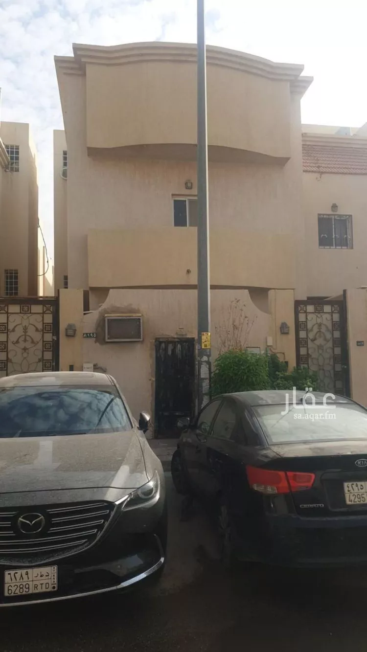 فيلا للبيع في شارع الفرش, حي إشبيلية, مدينة الرياض, منطقة الرياض