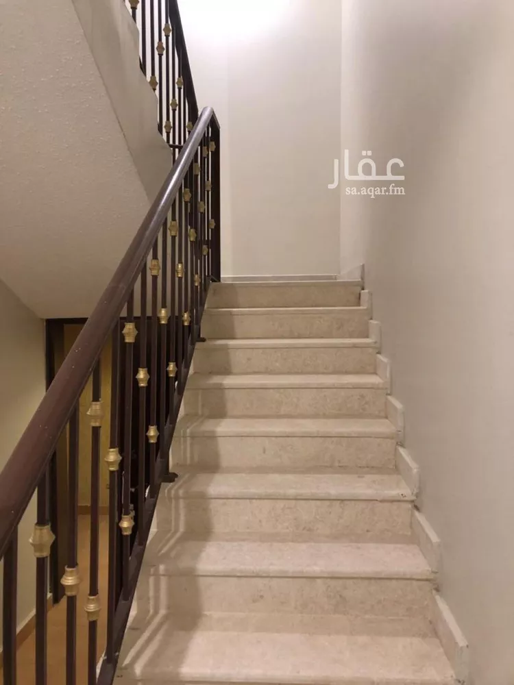 فيلا للبيع في شارع الممراح, حي ظهرة لبن, مدينة الرياض, منطقة الرياض صورة 4