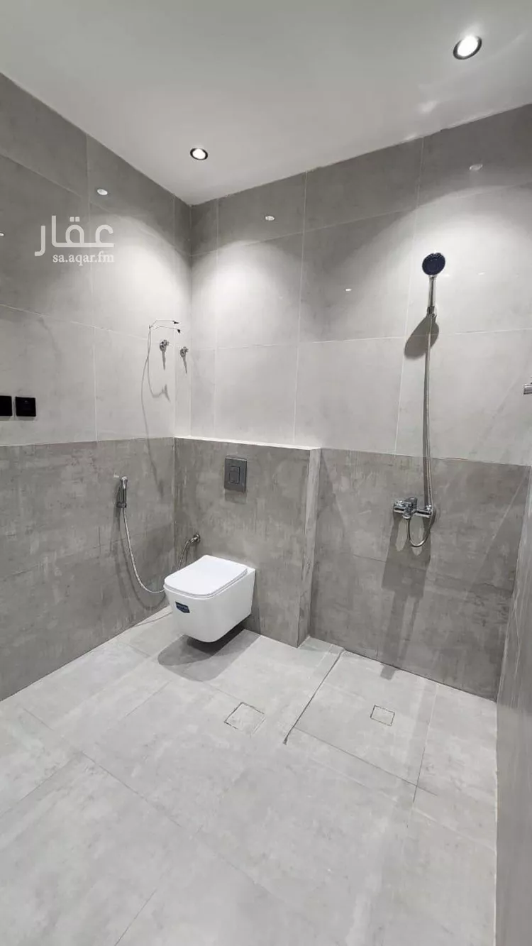 فيلا للبيع في شارع الأمراح, حي العريجاء الأوسط, مدينة الرياض, منطقة الرياض صورة 5