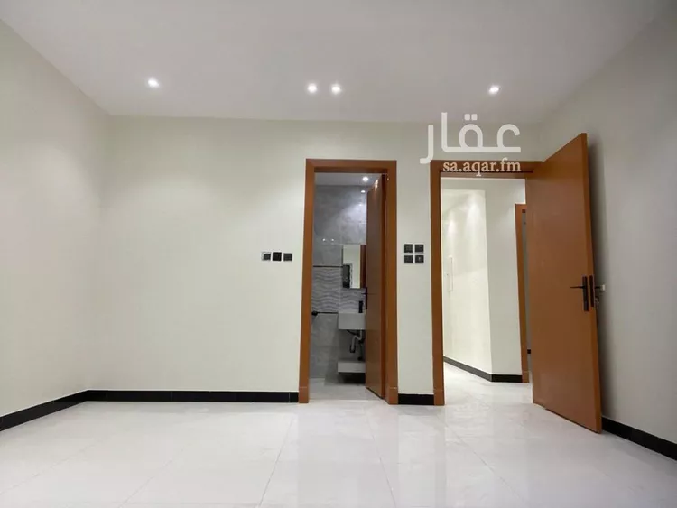 شقة للبيع في شارع ابن حميد, حي العزيزية, مدينة الرياض, منطقة الرياض صورة 2