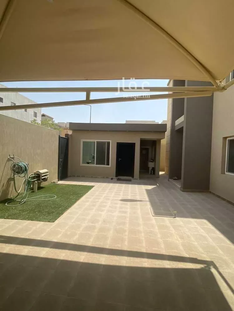 فيلا للبيع في شارع عطاء بن أبي رباح, حي مطار الملك خالد الدولي, مدينة الرياض, منطقة الرياض صورة 3