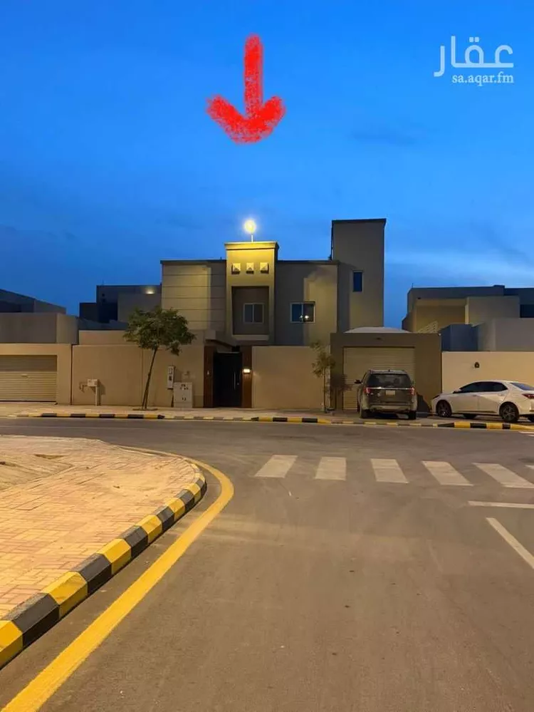 فيلا للبيع في شارع عطاء بن أبي رباح, حي مطار الملك خالد الدولي, مدينة الرياض, منطقة الرياض صورة 3