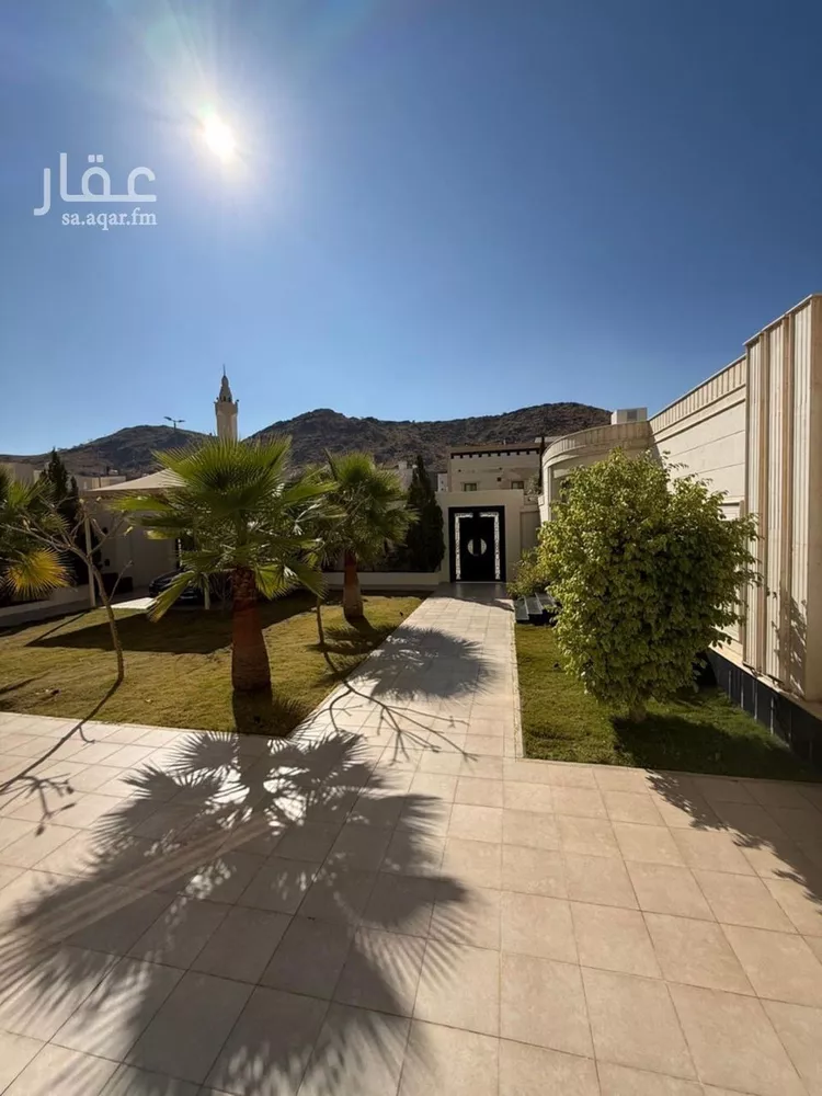 فيلا للبيع في شارع حسان ابن وبره, حي الأخباب, مدينة الطائف, منطقة مكة المكرمة صورة 3