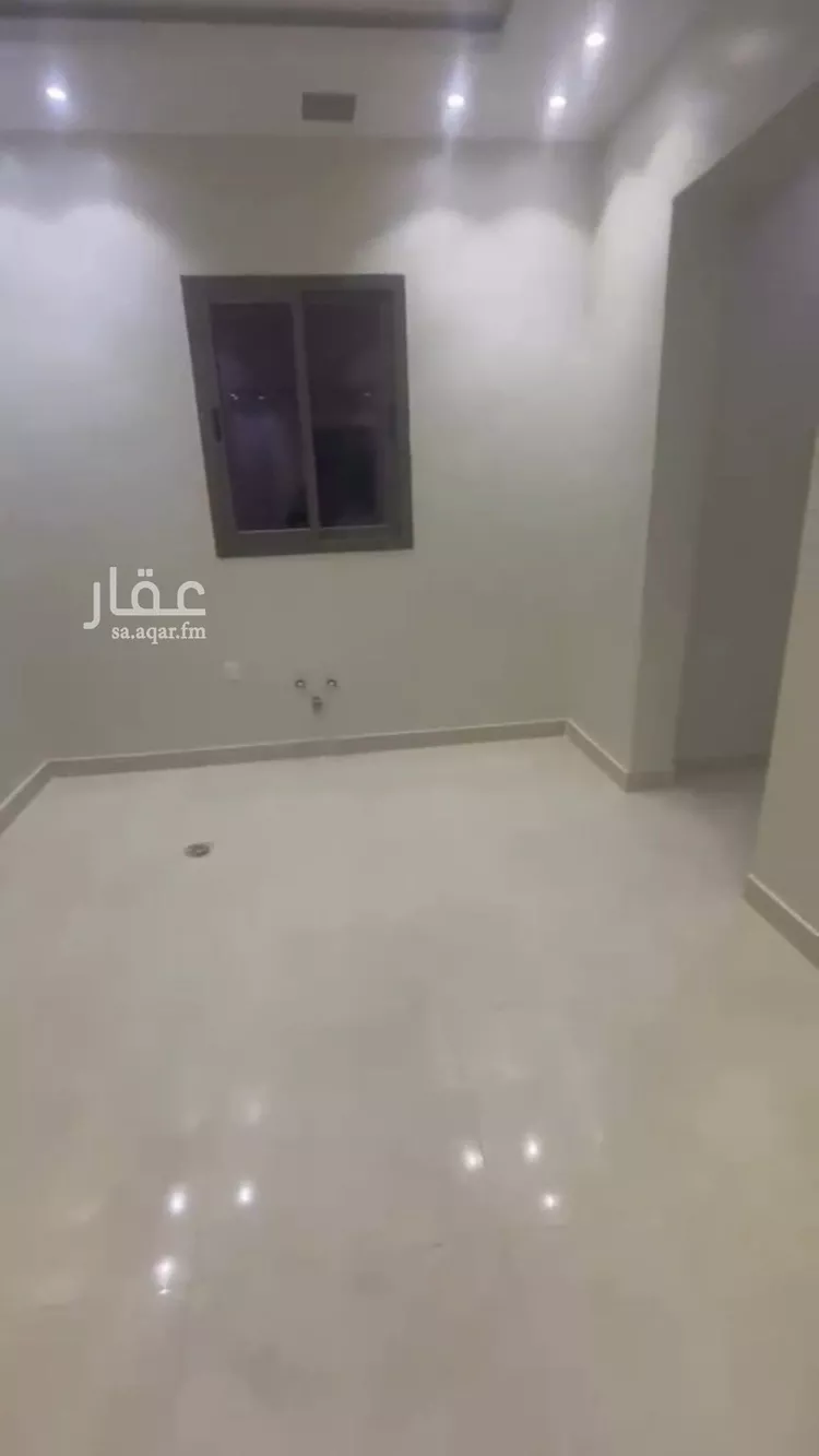 شقة للبيع في شارع دمنهور, حي عكاظ, مدينة الرياض, منطقة الرياض صورة 4