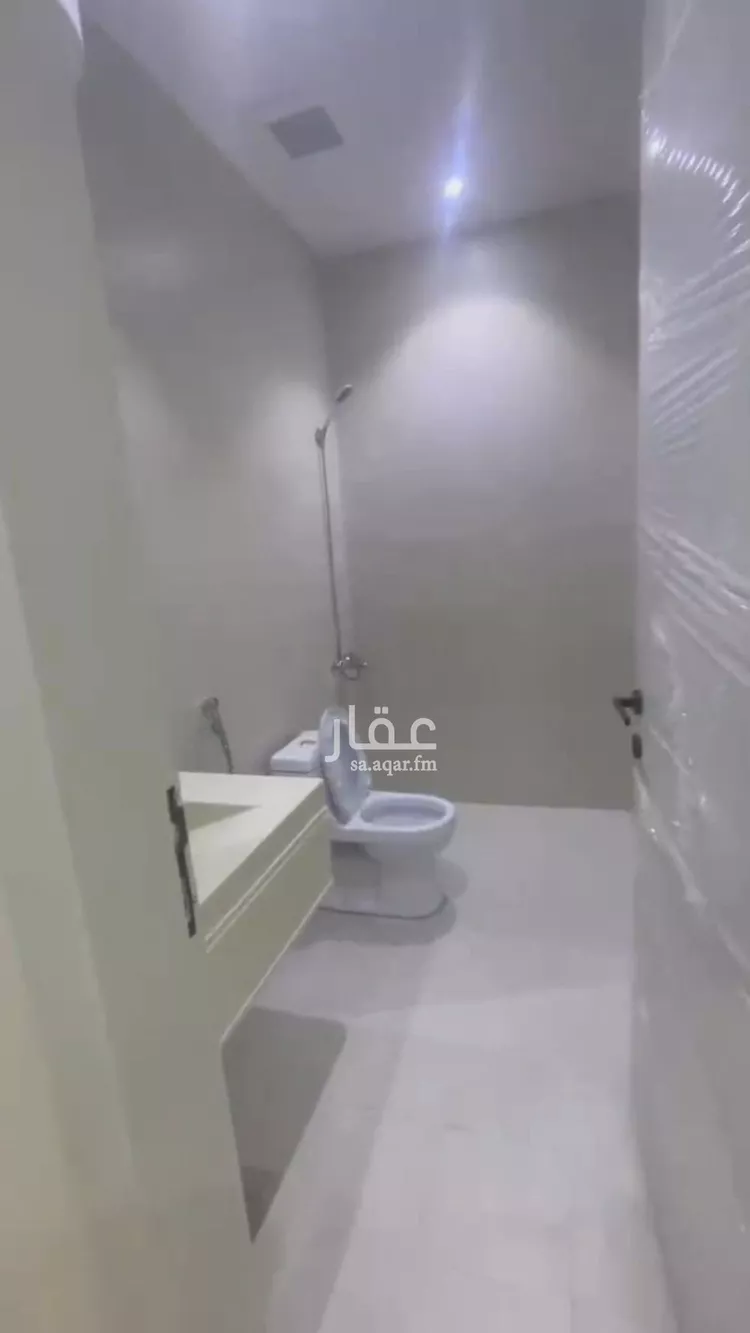 شقة للبيع في شارع دمنهور, حي عكاظ, مدينة الرياض, منطقة الرياض صورة 5