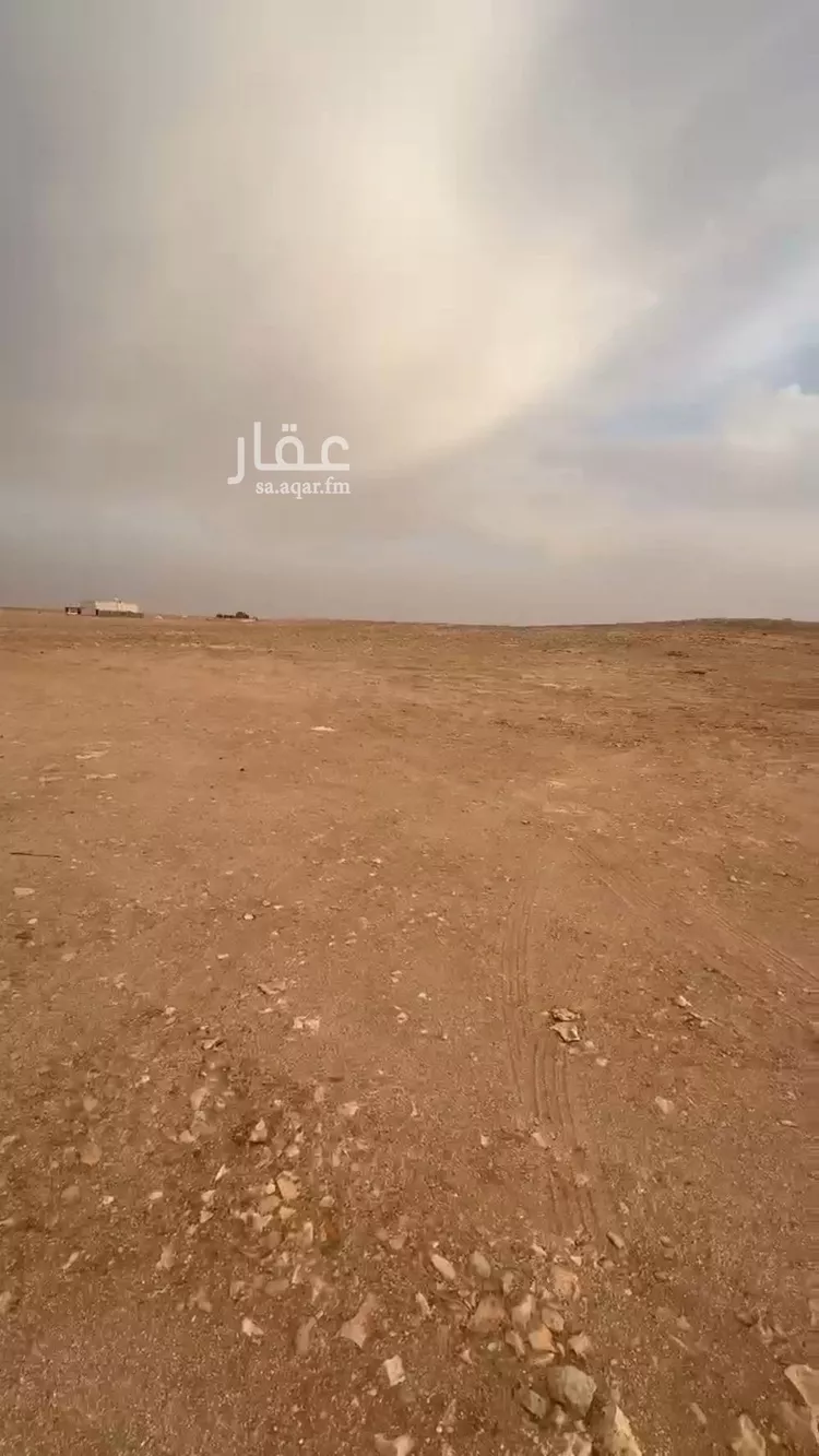 أرض للبيع في شارع بن ابي العطار, حي غرناطة الشرقي, مدينة عرعر, منطقة الحدود الشماليه