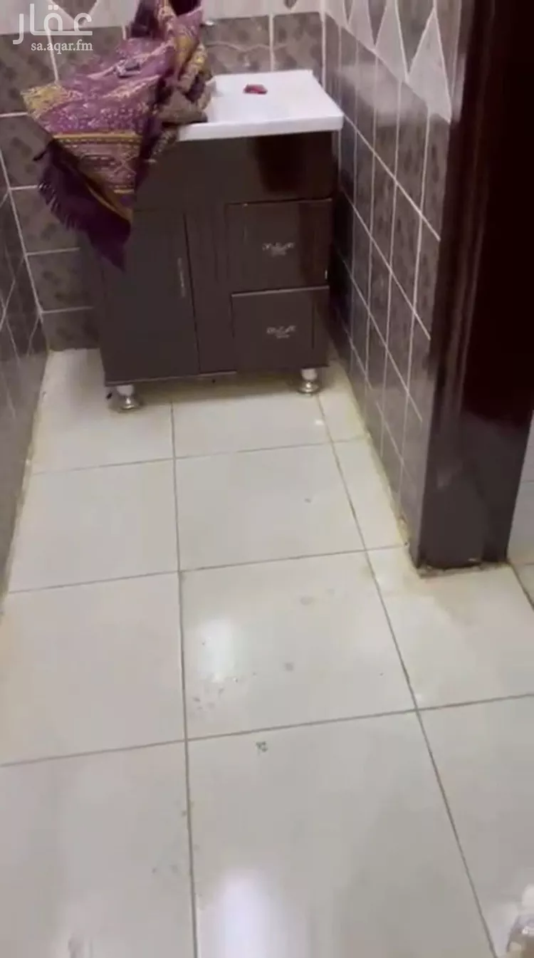 شقة للبيع في شارع أحمد بن طريف, حي عكاظ, مدينة الرياض, منطقة الرياض 11