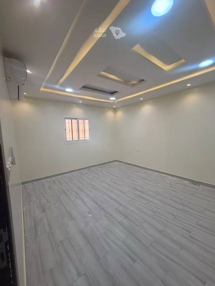 شقة للإيجار في شارع إبراهيم النجار, حي الشفاء, مدينة عنيزة, منطقة القصيم 2
