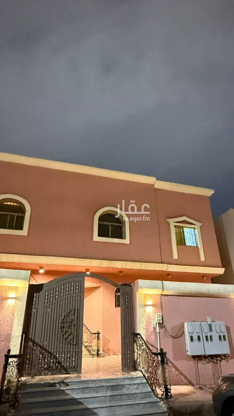 عمارة للبيع في شارع فاطمة ابنت عياش ابن ابي الفتح, حي الجماوات, مدينة المدينة المنورة, منطقة المدينة المنورة