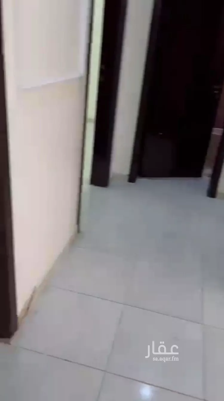 شقة للبيع في شارع أحمد بن طريف, حي عكاظ, مدينة الرياض, منطقة الرياض 7