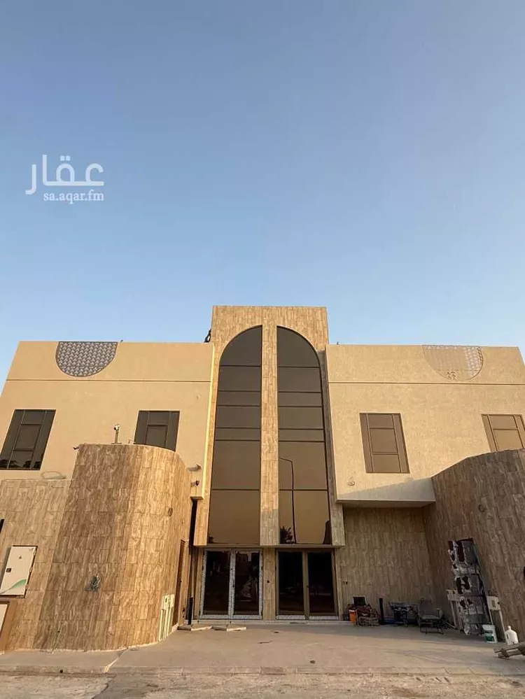 Floor for Sale in Riyadh At Taawon