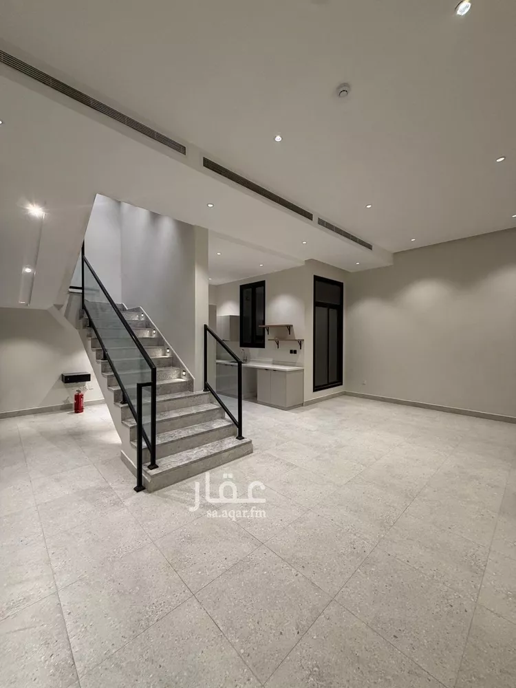 فيلا للإيجار في شارع ابن عبدالغافر النيسابوري, حي العارض, مدينة الرياض, منطقة الرياض صورة 5