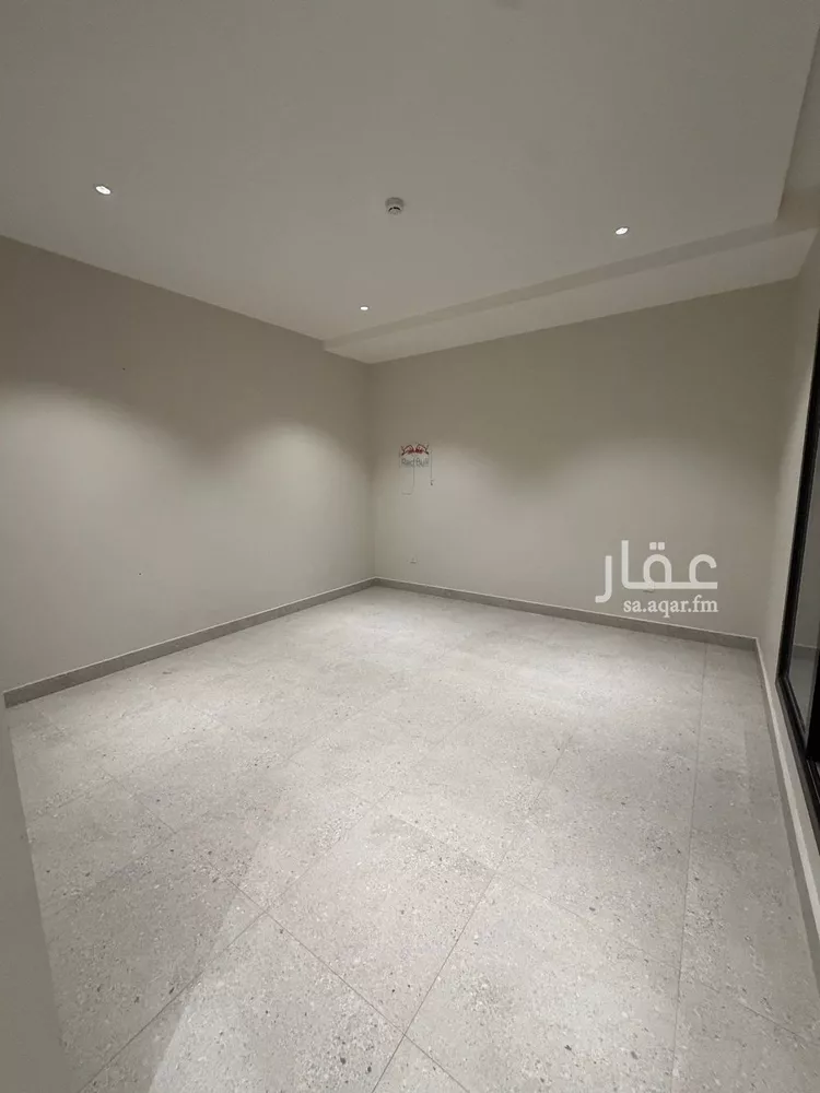 فيلا للإيجار في شارع ابن عبدالغافر النيسابوري, حي العارض, مدينة الرياض, منطقة الرياض 15