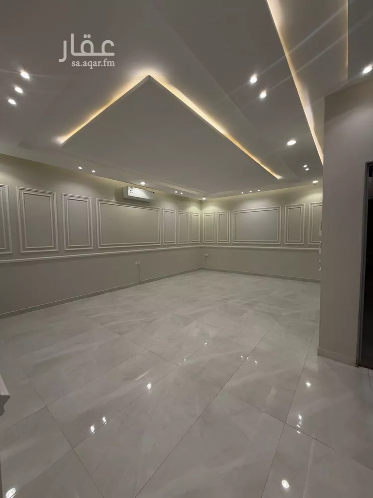 فيلا للبيع في شارع ابن فتوح الحميدي, حي الرمال, مدينة الرياض, منطقة الرياض صورة 3