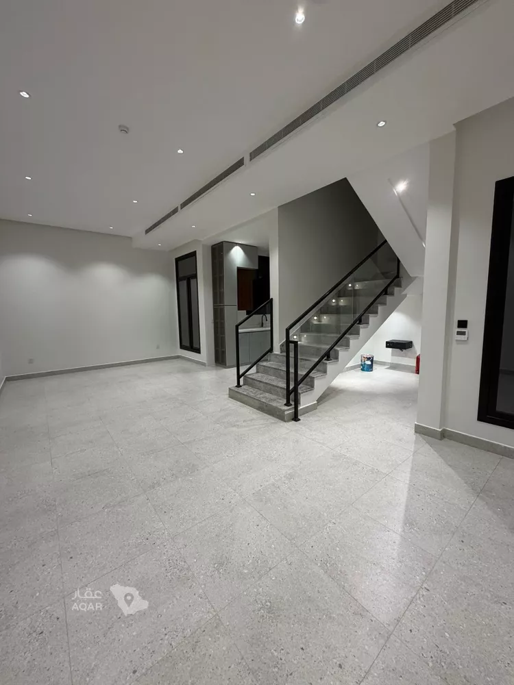 Villa for Rent in Riyadh Al Arid 7