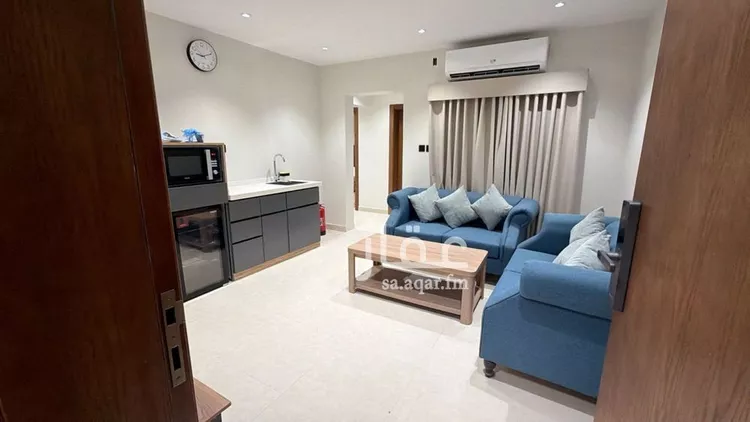 عمارة للإيجار في شارع ابراهيم الانباري, حي الزهور, مدينة الدمام, المنطقة الشرقية صورة 2