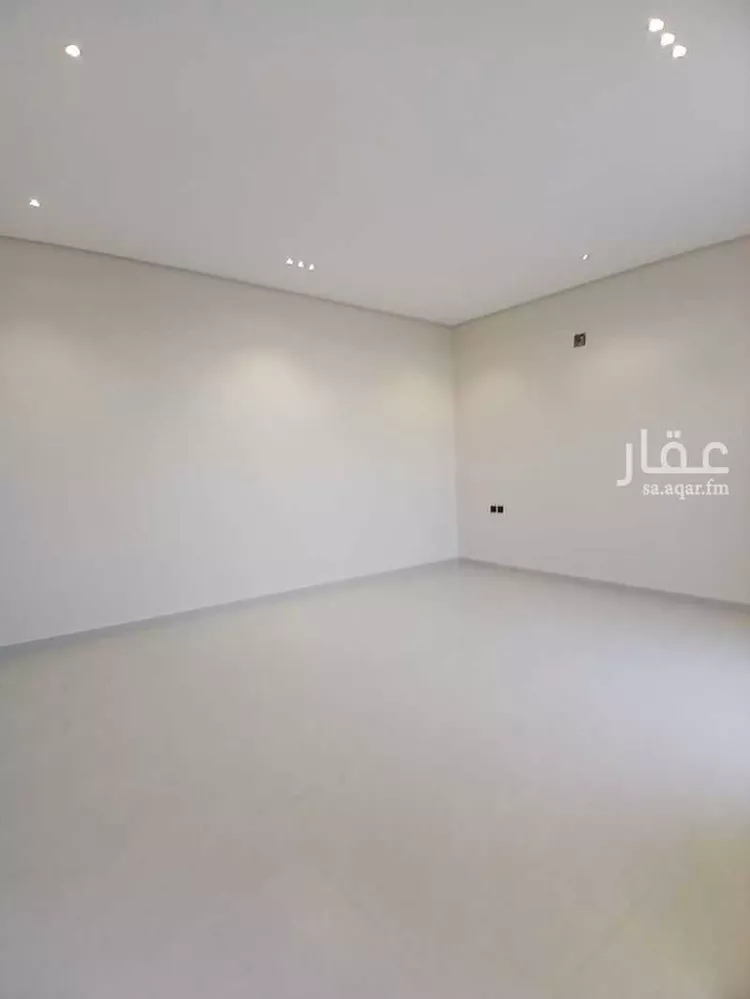 فيلا للبيع في شارع السرور, حي الرمال, مدينة الرياض, منطقة الرياض صورة 3