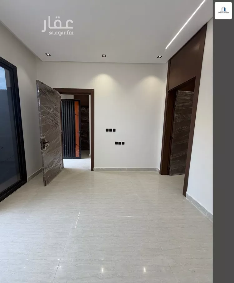 فيلا للبيع في شارع جروه بن يزيد الطائي, حي طويق, مدينة الرياض, منطقة الرياض 8
