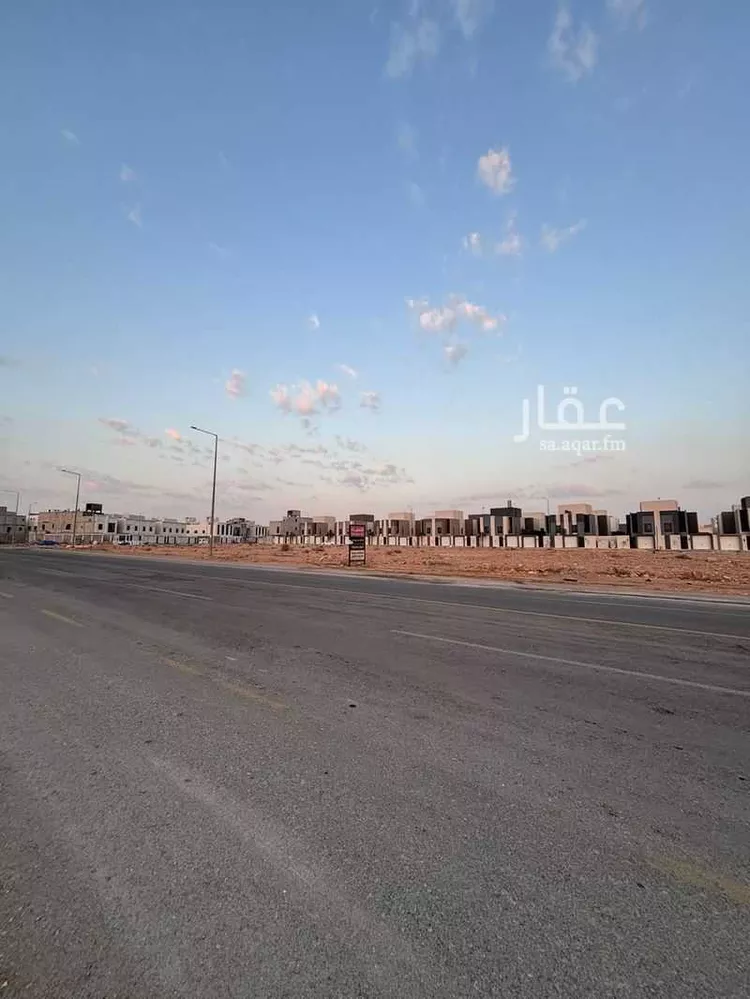 أرض للبيع في شارع الكافور, حي عكاظ, مدينة الرياض, منطقة الرياض صورة 5