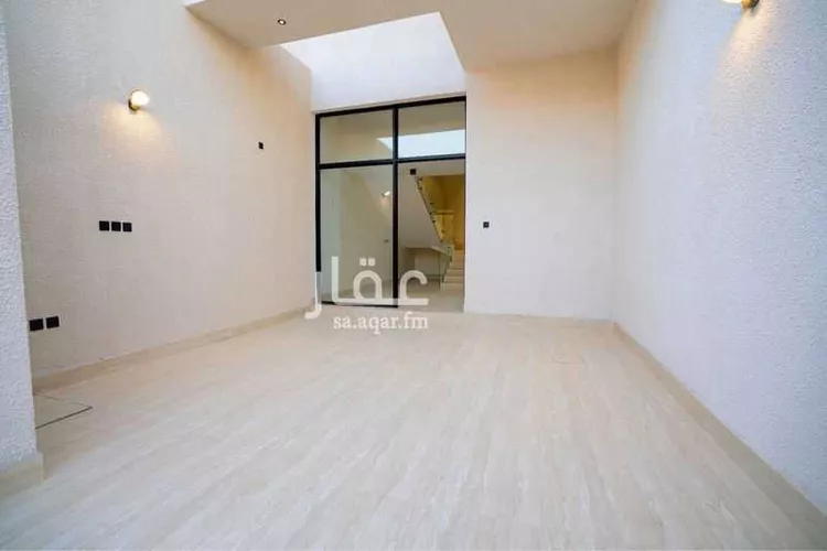 Floor for Sale in Riyadh Al Marwah 3