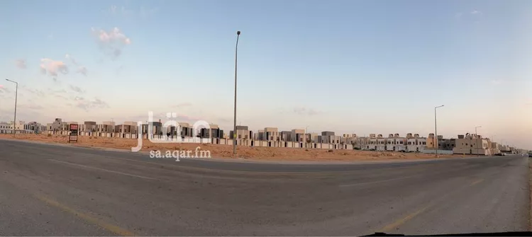 أرض للبيع في شارع الكافور, حي عكاظ, مدينة الرياض, منطقة الرياض صورة 3