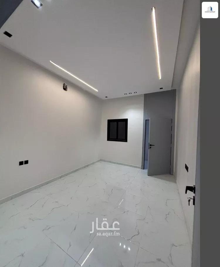 فيلا للبيع في شارع الحاتمي, حي النظيم, مدينة الرياض, منطقة الرياض صورة 2