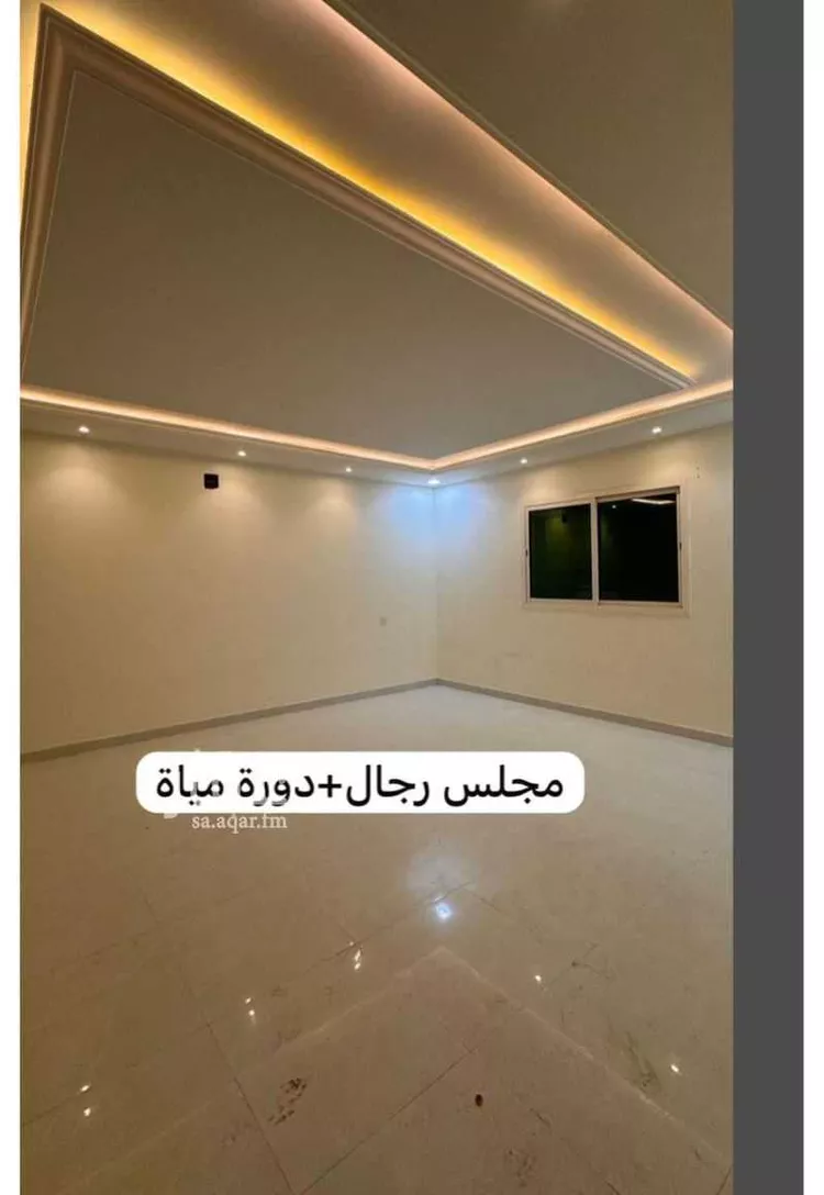 فيلا للبيع في شارع زينب بنت أحمد, حي بدر, مدينة الرياض, منطقة الرياض صورة 2