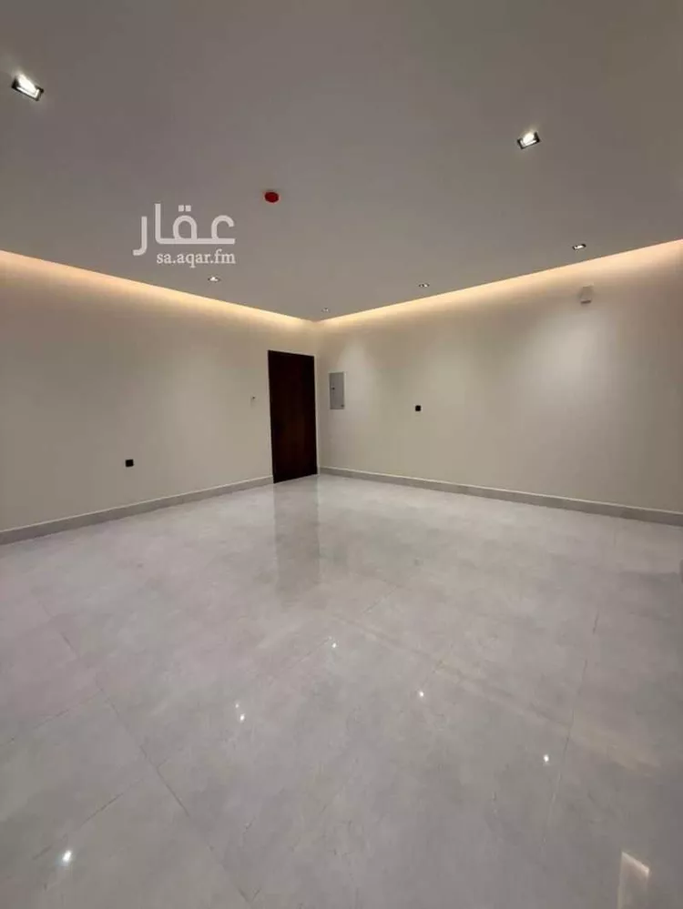شقة للإيجار في حي الحمراء, مدينة الخبر, المنطقة الشرقية 9