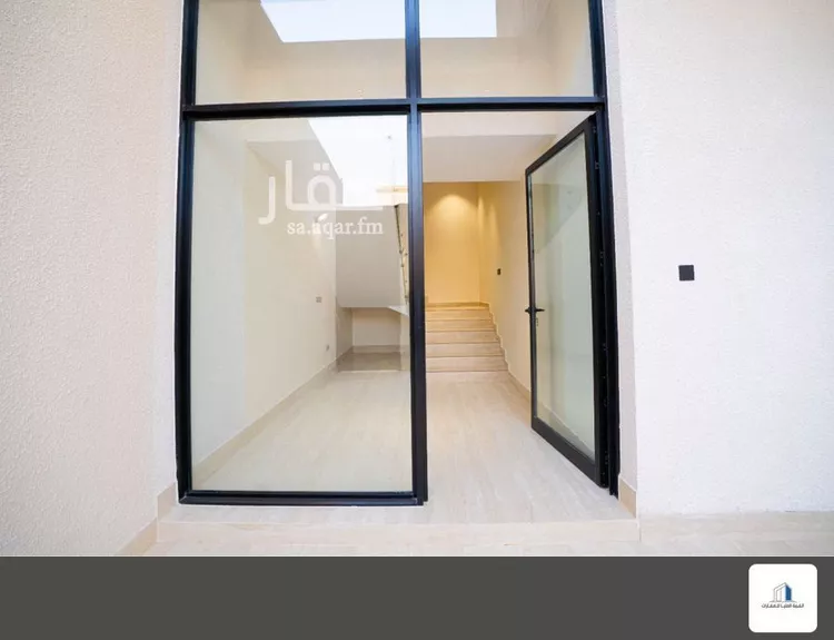 Floor for Sale in Riyadh Al Marwah صورة 2