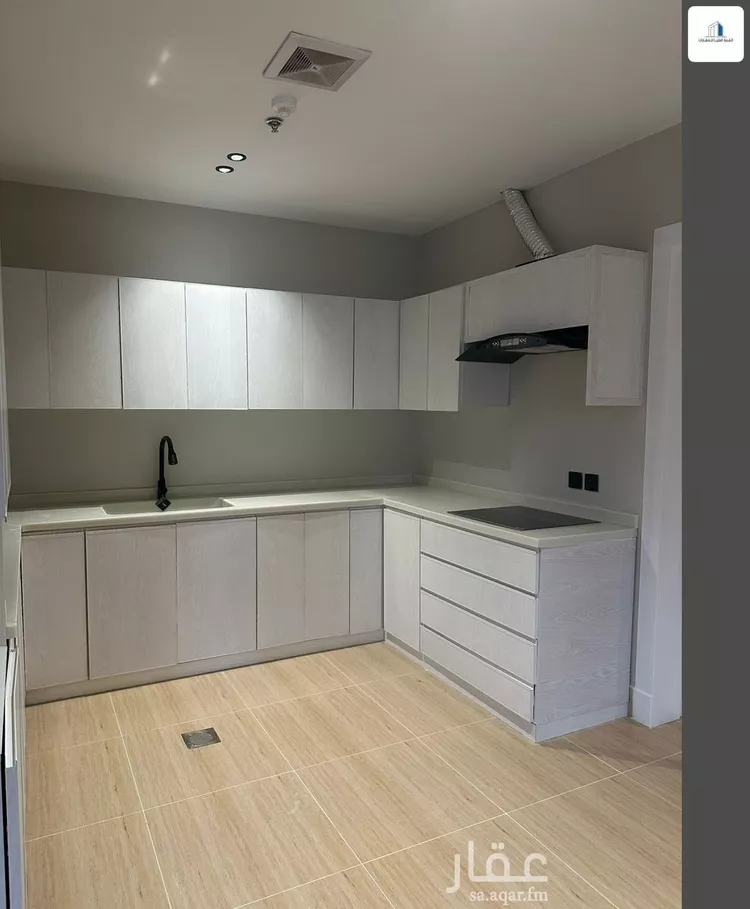 شقة للإيجار في شارع العطايف, حي الحمراء, مدينة الخبر, المنطقة الشرقية صورة 4