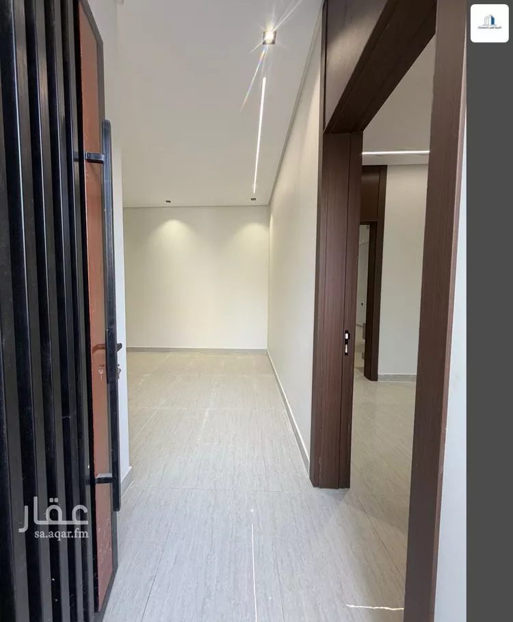 فيلا للبيع في شارع جروه بن يزيد الطائي, حي طويق, مدينة الرياض, منطقة الرياض صورة 2