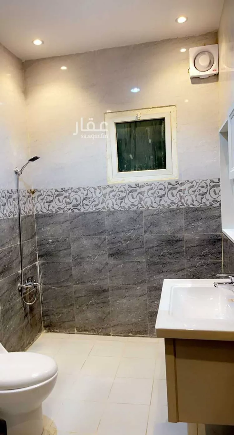فيلا للبيع في شارع الكوادر, حي الحزم, مدينة الرياض, منطقة الرياض 10