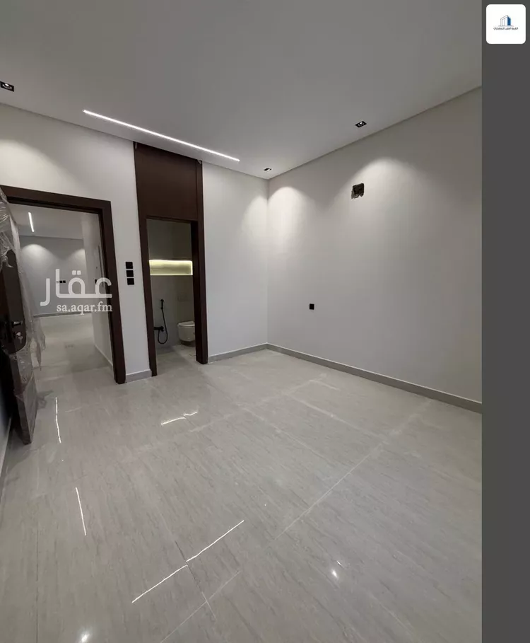 فيلا للبيع في شارع جروه بن يزيد الطائي, حي طويق, مدينة الرياض, منطقة الرياض 19