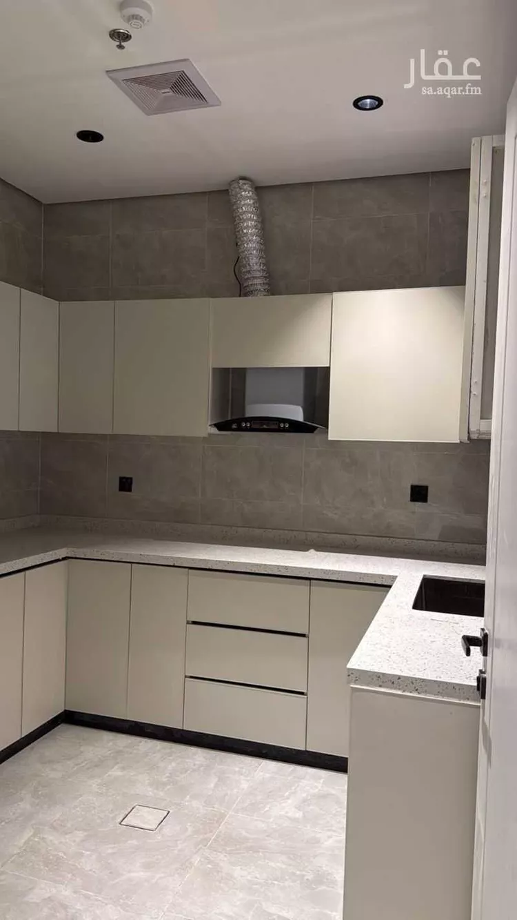 شقة للإيجار في شارع النعيرية, حي الحمراء, مدينة الخبر, المنطقة الشرقية صورة 4