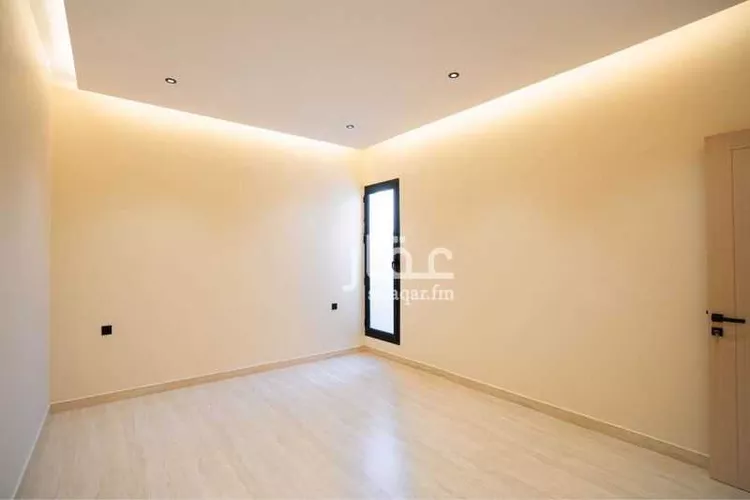 Floor for Sale in Riyadh Al Marwah 30